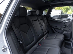 Porsche Macan T AWD 2026