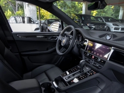 Porsche Macan T AWD 2026