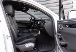 Porsche Macan T AWD 2026