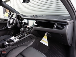 Porsche Macan T AWD 2026