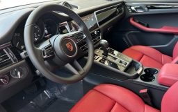Porsche Macan T AWD 2026