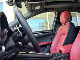 Porsche Macan T AWD 2026