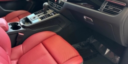 Porsche Macan T AWD 2026