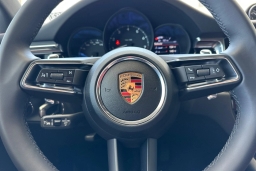 Porsche Macan T AWD 2026
