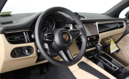 Porsche Macan T AWD 2026