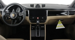 Porsche Macan T AWD 2026