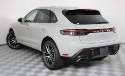 Porsche Macan T AWD 2026