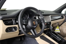 Porsche Macan T AWD 2026