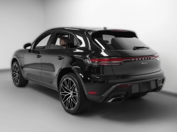Porsche Macan Base AWD 2026