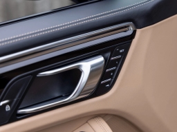 Porsche Macan T AWD 2026