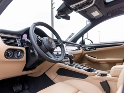 Porsche Macan T AWD 2026