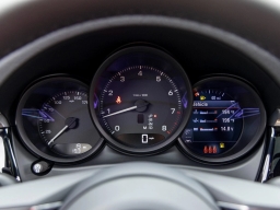 Porsche Macan T AWD 2026