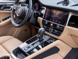 Porsche Macan T AWD 2026