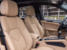 Porsche Macan T AWD 2026