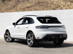 Porsche Macan T AWD 2026