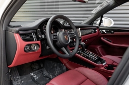 Porsche Macan T AWD 2026