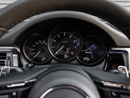 Porsche Macan T AWD 2026
