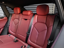 Porsche Macan T AWD 2026