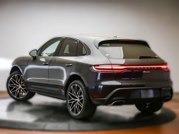 Porsche Macan T AWD 2026