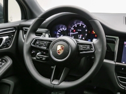 Porsche Macan T AWD 2026