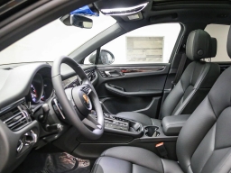 Porsche Macan T AWD 2026