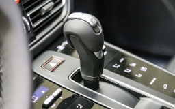 Porsche Macan T AWD 2026