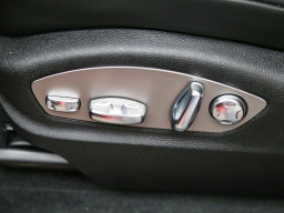Porsche Macan T AWD 2026