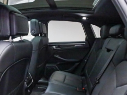Porsche Macan T AWD 2026