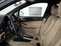 Porsche Macan T AWD 2026