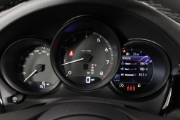 Porsche Macan T AWD 2026