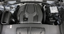 Porsche Macan T AWD 2026