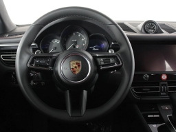 Porsche Macan T AWD 2026