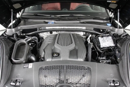 Porsche Macan T AWD 2026