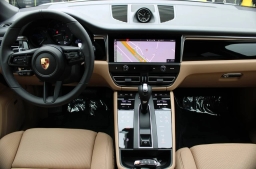 Porsche Macan T AWD 2026