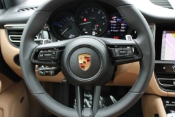 Porsche Macan T AWD 2026