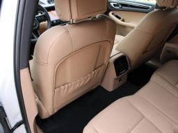 Porsche Macan T AWD 2026