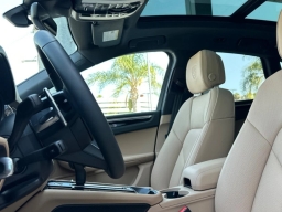 Porsche Macan T AWD 2026