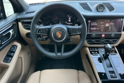 Porsche Macan T AWD 2026