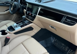 Porsche Macan T AWD 2026