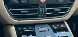 Porsche Macan T AWD 2026