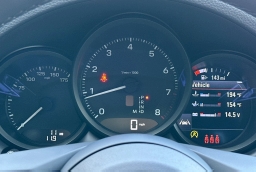Porsche Macan T AWD 2026