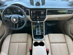 Porsche Macan T AWD 2026