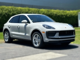 Porsche Macan T AWD 2026