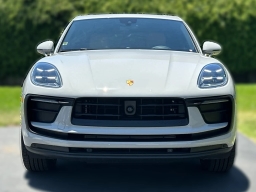 Porsche Macan T AWD 2026