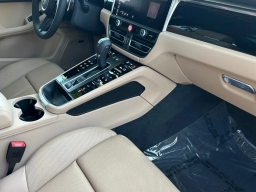 Porsche Macan T AWD 2026