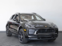 Porsche Macan Base AWD 2026