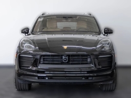 Porsche Macan Base AWD 2026