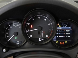 Porsche Macan Base AWD 2026