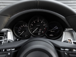 Porsche Macan T AWD 2026