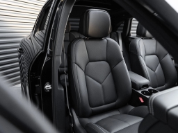 Porsche Macan T AWD 2026